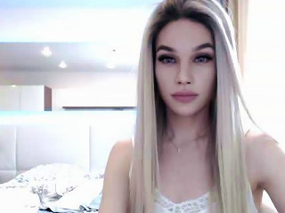 ASHEMALETUBE @ A Sissy Who Is Perfect